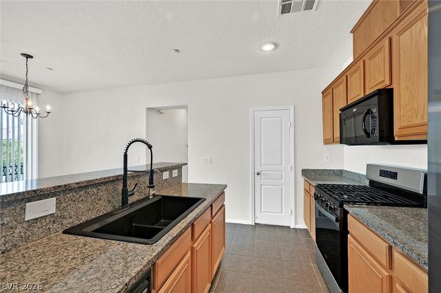 475 Westminster Hall Avenue 103, North Las Vegas, NV 89032