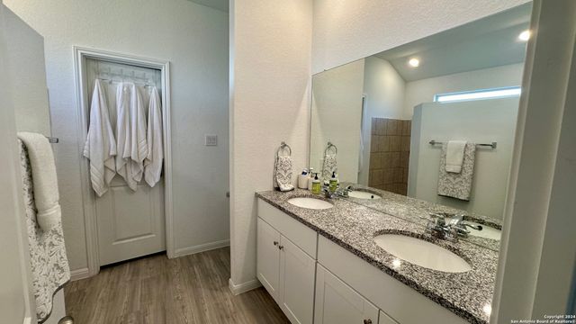 5484 JASMINE SPUR, Bulverde, TX 78163