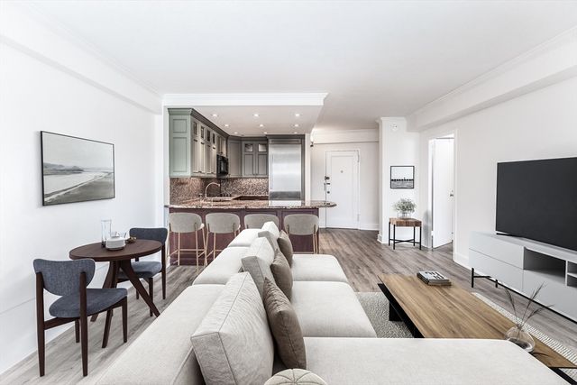 145 Pinckney St 404, Boston, MA 02114