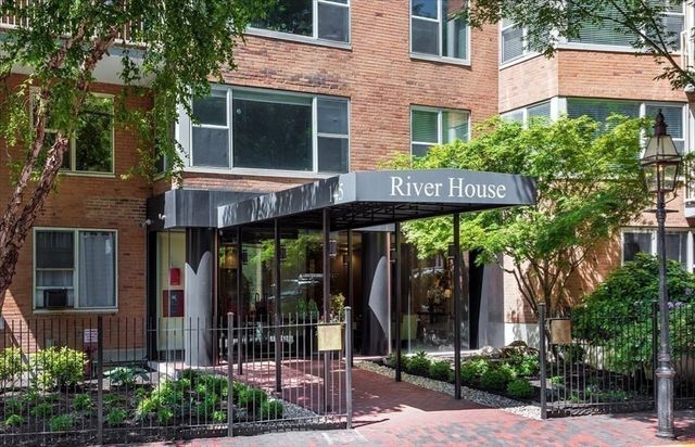 145 Pinckney St 404, Boston, MA 02114