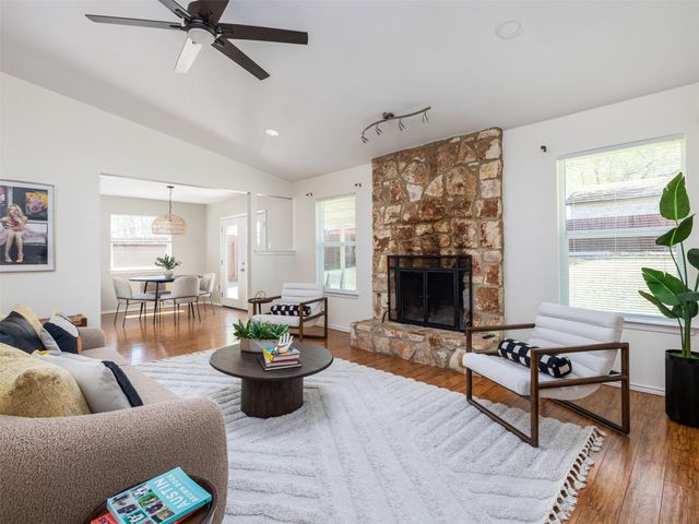 8402 Alabama DR, Austin, TX 78745