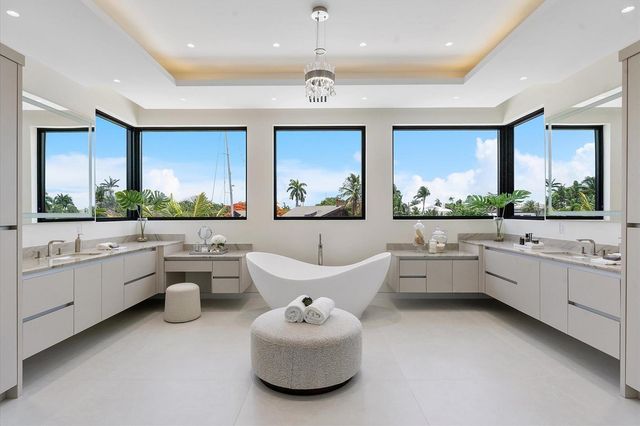 1607 SE 14th Street, Fort Lauderdale, FL 33316
