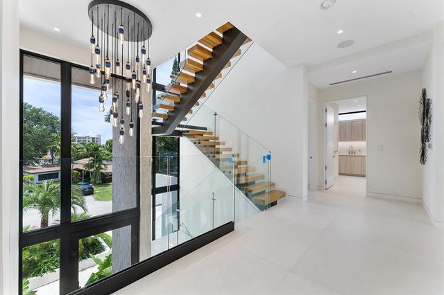 1607 SE 14th Street, Fort Lauderdale, FL 33316