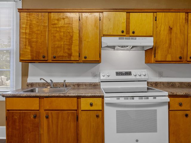 8149 Hill Street, Boiling Springs, SC 29316