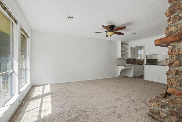 1544 S 69th East Avenue, Tulsa, OK 74112