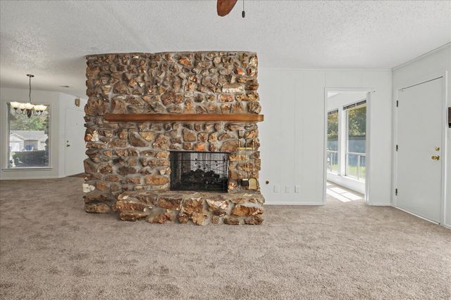 1544 S 69th East Avenue, Tulsa, OK 74112