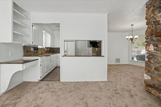 1544 S 69th East Avenue, Tulsa, OK 74112