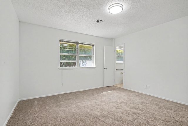 1544 S 69th East Avenue, Tulsa, OK 74112