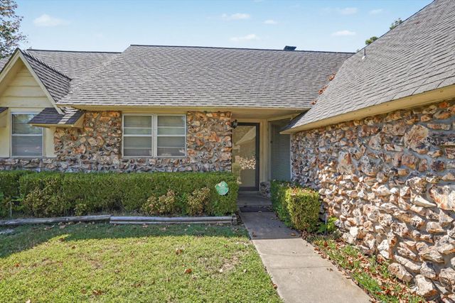 1544 S 69th East Avenue, Tulsa, OK 74112