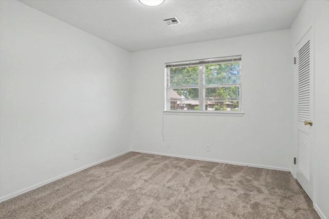 1544 S 69th East Avenue, Tulsa, OK 74112