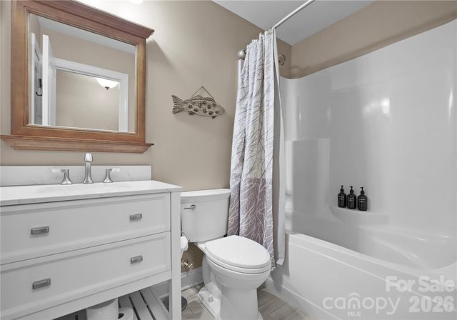 4478 Power Drive, Sherrills Ford, NC 28673