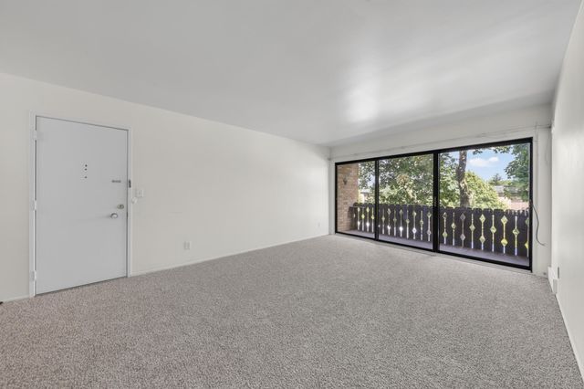 2106 Pauline Boulevard 202, Ann Arbor, MI 48103
