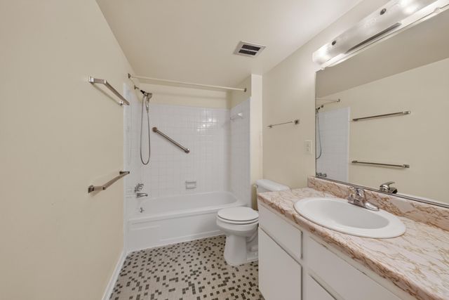 2106 Pauline Boulevard 202, Ann Arbor, MI 48103