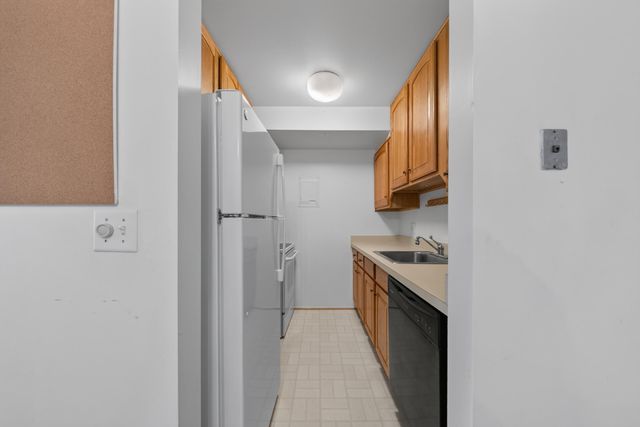 2106 Pauline Boulevard 202, Ann Arbor, MI 48103