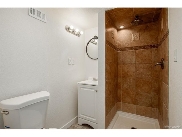 299 4th Ave, Limon, CO 80828