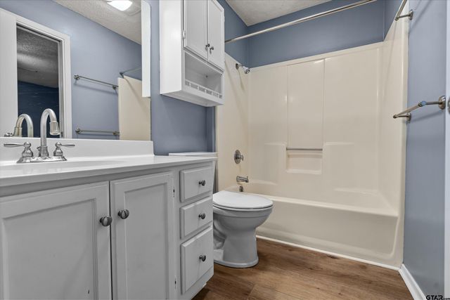 2404 Villa Ct, Tyler, TX 75703