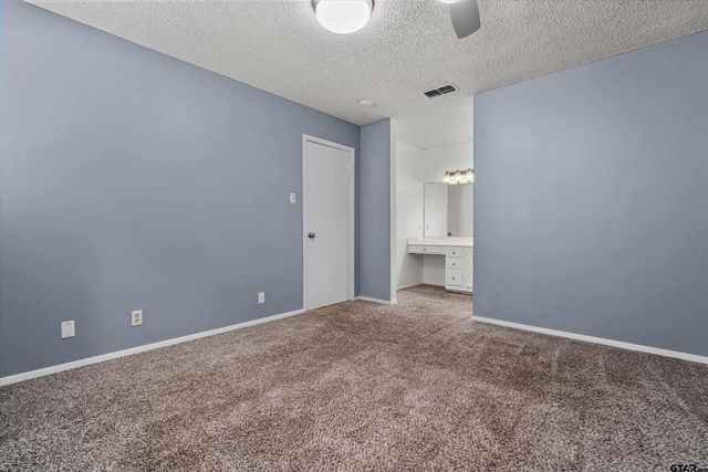 2404 Villa Ct, Tyler, TX 75703
