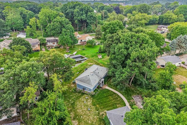 N57W34599 Road G, Oconomowoc, WI 53066