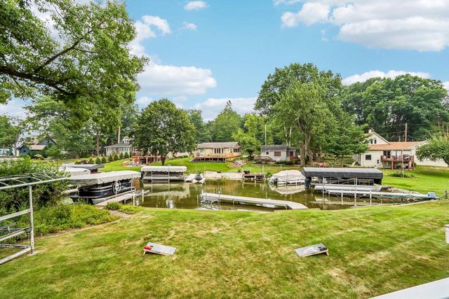 N57W34599 Road G, Oconomowoc, WI 53066