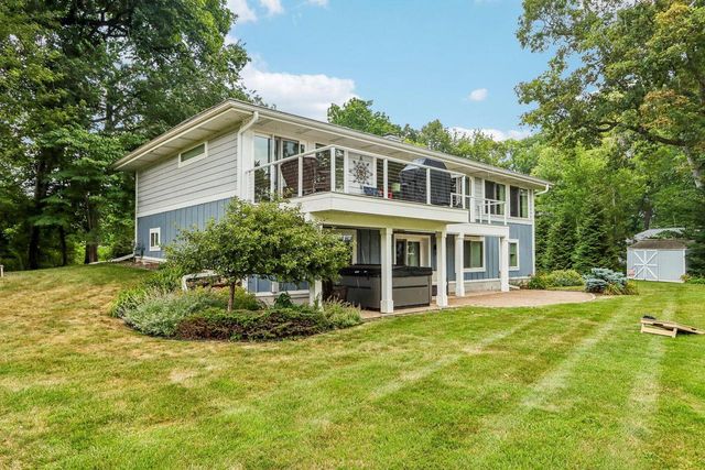 N57W34599 Road G, Oconomowoc, WI 53066