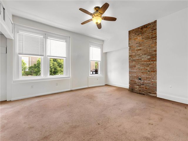 340 Ophelia St, Oakland, PA 15213