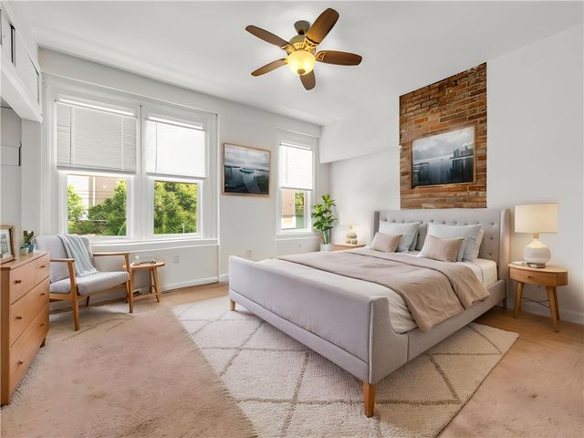 340 Ophelia St, Oakland, PA 15213