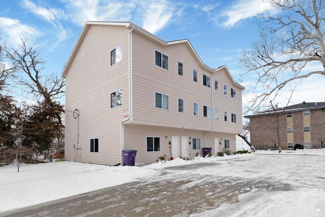 903 Sunset Avenue, Manhattan, KS 66502