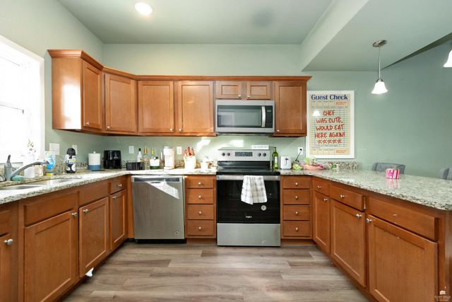 903 Sunset Avenue, Manhattan, KS 66502