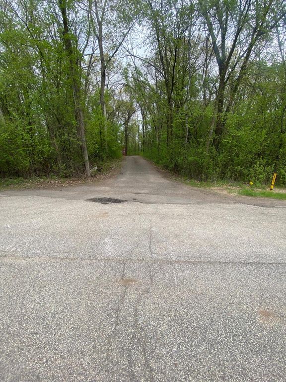9980 Arkansas Path, Inver Grove Heights, MN 55077