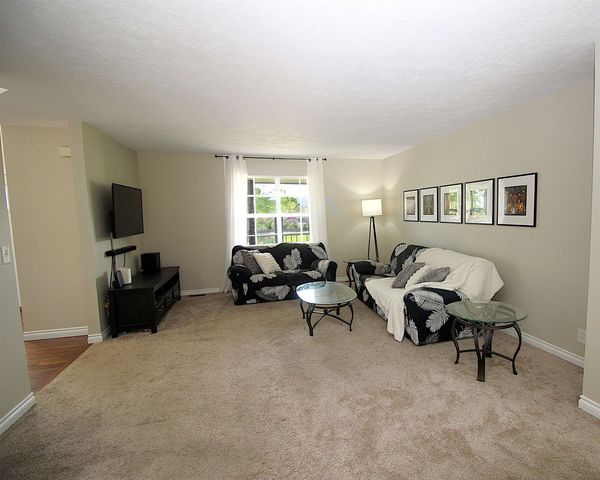 17201 E Galaxy Ln, Greenacres, WA 99016