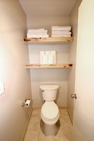 17201 E Galaxy Ln, Greenacres, WA 99016