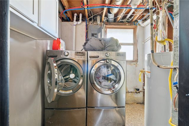 1638 47th Street NE, Cedar Rapids, IA 52402