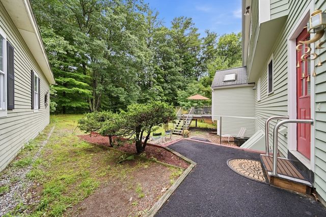 5 Nursery Rd, Pepperell, MA 01463