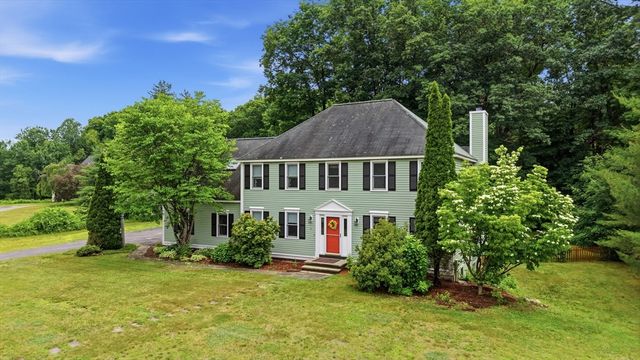 5 Nursery Rd, Pepperell, MA 01463