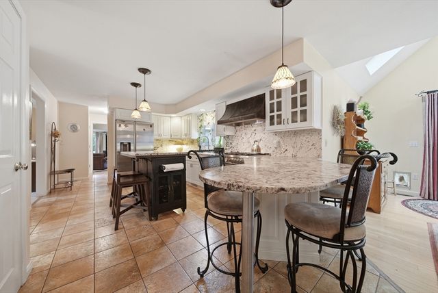5 Nursery Rd, Pepperell, MA 01463
