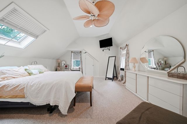 5 Nursery Rd, Pepperell, MA 01463