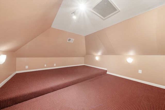 5 Nursery Rd, Pepperell, MA 01463