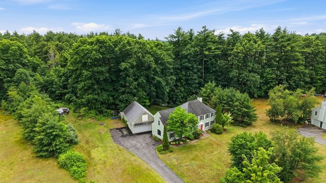 5 Nursery Rd, Pepperell, MA 01463