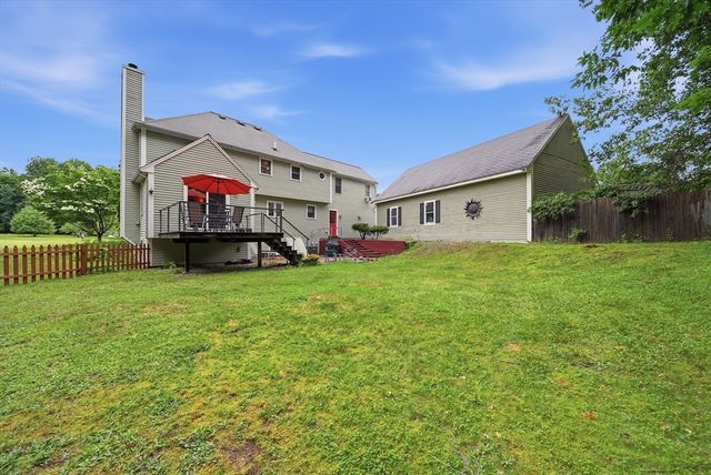 5 Nursery Rd, Pepperell, MA 01463