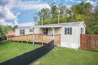 2185 Old Antioch Rd, Gainesboro, TN 38562