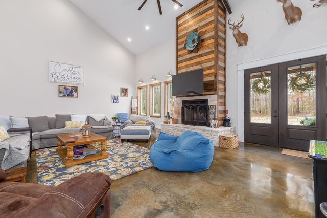 4868 Fm 2497, Lufkin, TX 75904