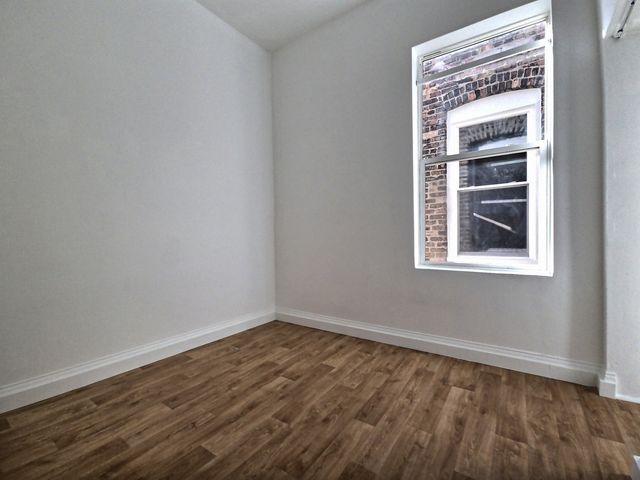 3619 W 5th Avenue, Chicago, IL 60624