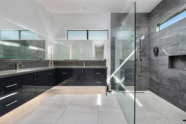 1345 Vue Place, Palm Springs, CA 92262