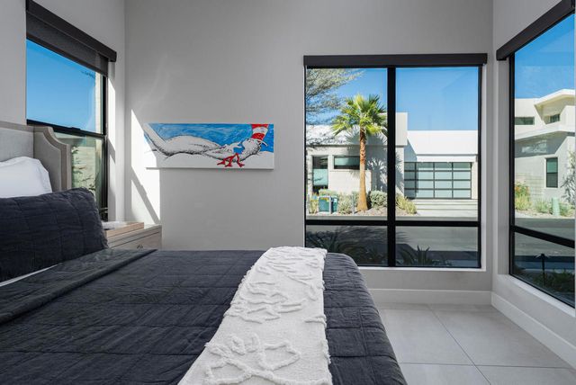 1345 Vue Place, Palm Springs, CA 92262