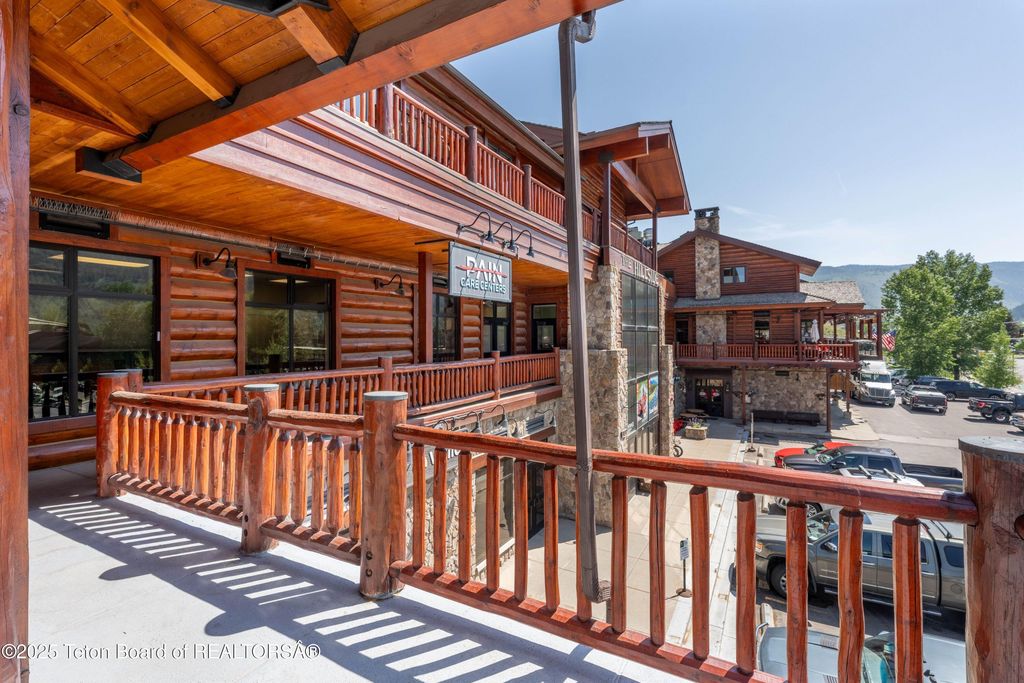 945 W BROADWAY Avenue 202, 203, 204, Jackson, WY 83001