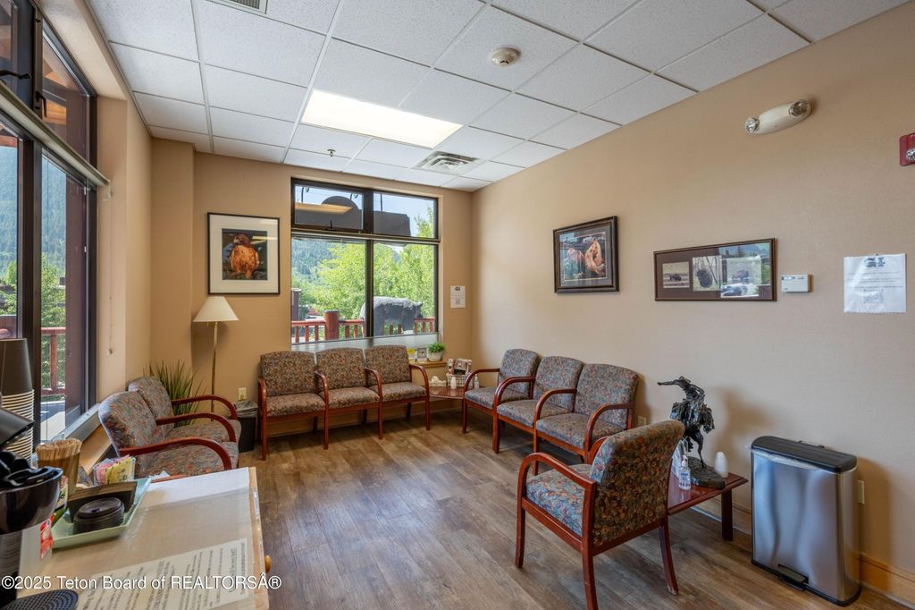 945 W BROADWAY Avenue 202, 203, 204, Jackson, WY 83001 photo 3