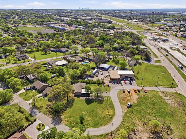 4236 Karen Lane, Lake Worth, TX 76135