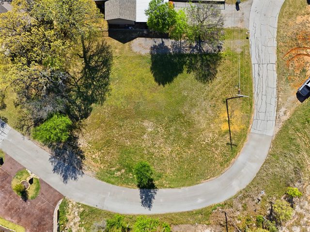 4236 Karen Lane, Lake Worth, TX 76135