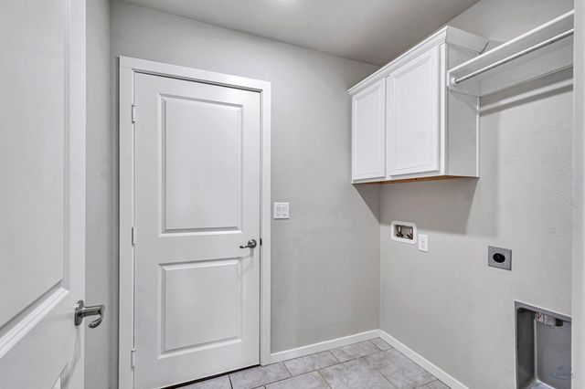 2306 Husk St, Midland, TX 79705