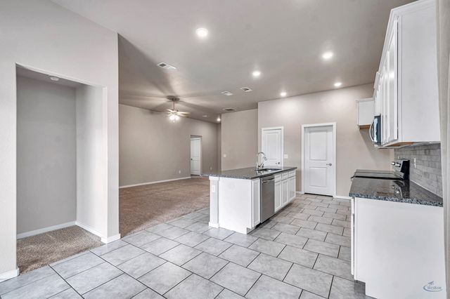 2306 Husk St, Midland, TX 79705